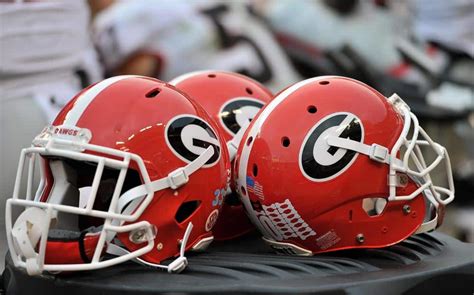 Georgia Bulldogs Football submited images.