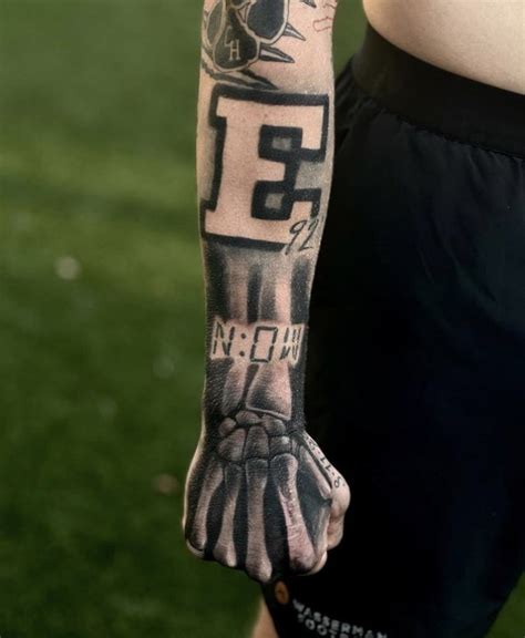 Maxx Crosby’s new tattoo : r/raiders