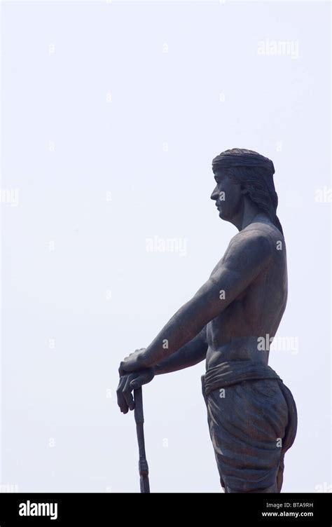 lapu lapu monument in rizal park, manila, Philippines Stock Photo - Alamy