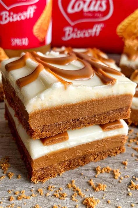 5-Ingredient Lotus Biscoff Pie Bars - Fitwaffle Kitchen