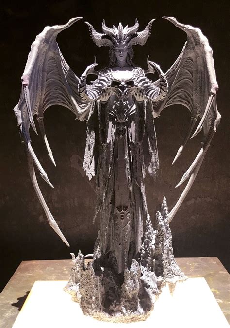 Diablo IV: Lilith Statue | Robot concept art, Lilith diablo, Horror art