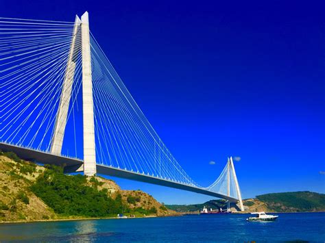 322m tall Third Bosphorus Bridge in Istanbul (Cable-stayed/Suspension Hybrid) : r/EngineeringPorn