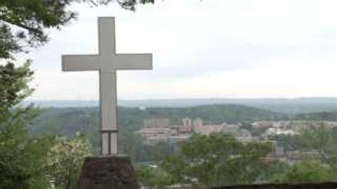 Hundreds Attend Sunrise Service at Mount Sequoyah | 5newsonline.com