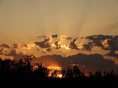 sunset, Dawn, Clouds, Rays Wallpapers HD / Desktop and Mobile Backgrounds