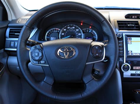 2012 Toyota Camry XLE (photos) - CNET