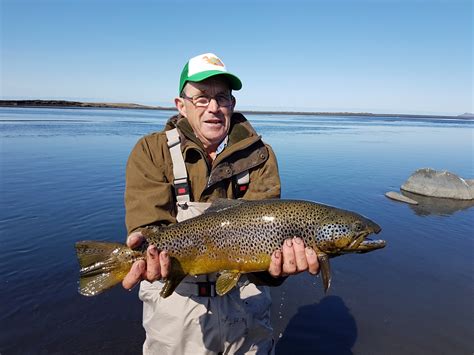 Iceland Fishing Guide – Fly fishing in Iceland – Salmon fishing in ...