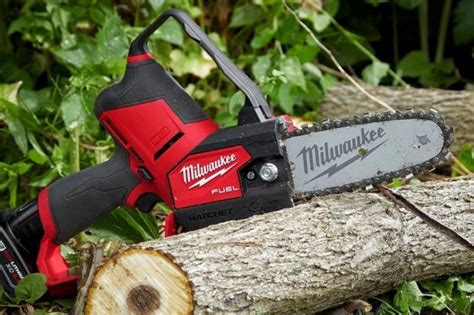 Milwaukee M12 Fuel Hatchet Is A Mini-Chainsaw For Limbing, Pruning, And Other Landscaping Tasks ...