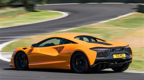 2023 McLaren Artura First Drive Review: The Second…