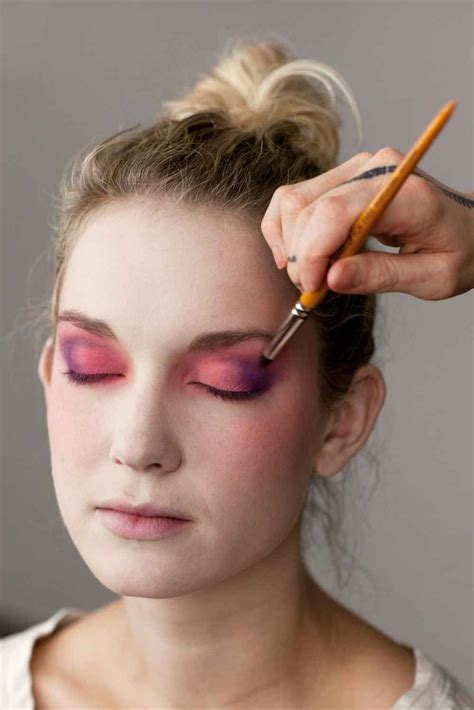 Effie Trinket Makeup Tutorial #effie #trinket #effietrinket # ...