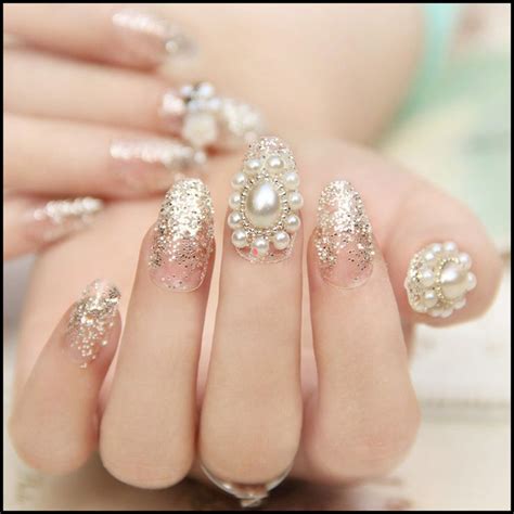 Pearl Nail Art Design Photos for 2018 | Nail art rhinestones, Nails design with rhinestones ...