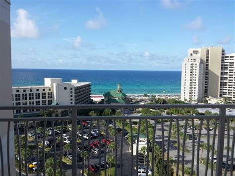 Ocean view room in Luau 2 Tower. - Picture of Luau at Sandestin Golf & Beach Resort, Sandestin ...