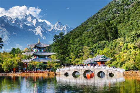 Lijiang Hotels | Trailfinders