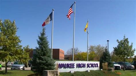 Waukee schools approve Iowa's eased quarantine guidelines