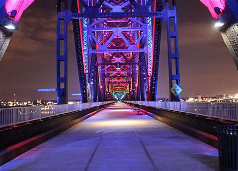 Big Four Bridge at Night | The Historic Big Four Bridge in L… | Flickr