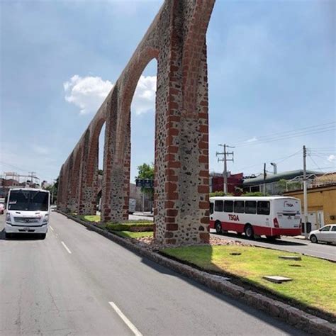 Querétaro Aqueduct – Santiago de Querétaro, Mexico - Atlas Obscura