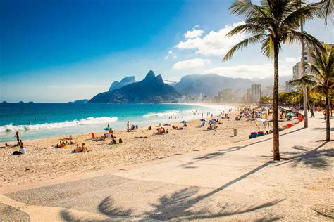 Stadtteil und Strand Ipanema in Rio de Janeiro, Brasilien | Franks ...