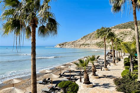 beach-sea-sunbeds-columbia-beach-resort-hotel-pissouri-cyprus - The ...