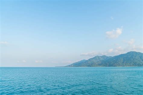 Free Photo | General view of the tropical island from the sea