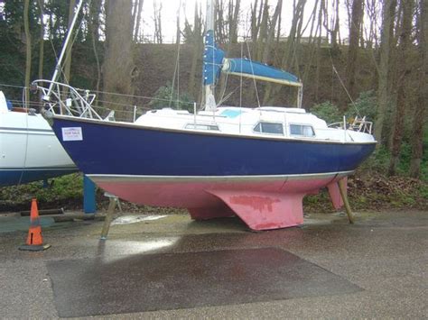 Kelly nurd: Looking for Steel bilge keel yacht sale