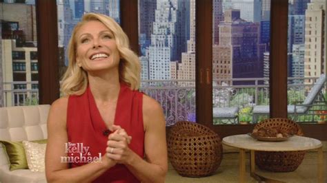 Kelly Ripa, on 'Live,' says uproar over exiting co-host settled [Video]