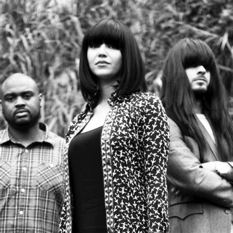 Khruangbin Lyrics, Songs, and Albums | Genius