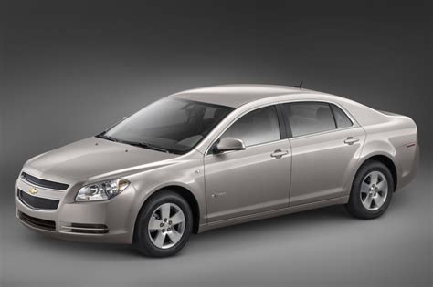 2008 Chevy Malibu Hybrid Review & Ratings | Edmunds