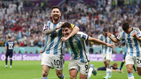 Argentina vs Croatia score, result, highlights: Messi World Cup magic and Alvarez double books ...