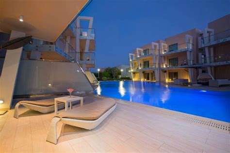 Eden Roc Resort Hotel, Rhodes, Greece - Hotelandtennis.com