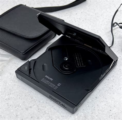 PHILIPS AZ6808/00 Portable CD-Player (Discman) + Zubehör!! Nice Condition!! RaRe | eBay