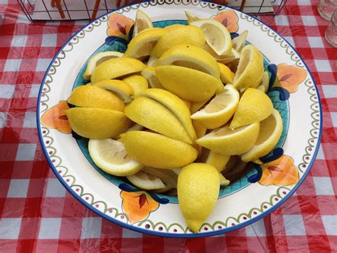 Lemon wedges | Clam bake party, Clam bake, Food