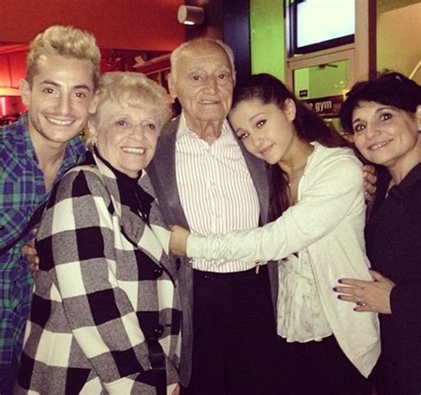 Ariana Grande Family Tree Father, Mother and Siblings Name Pictures