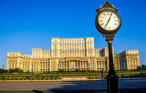 Bucharest Tours - Must-See Attractions - TravelMaker