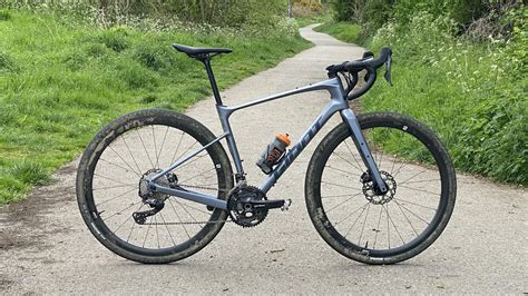 Review: Giant Revolt Advanced Gravel Bike | lupon.gov.ph