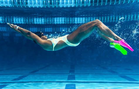 8 Benefits of Swimming With Fins - MySwimPro