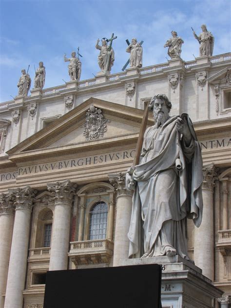 St._Peter_statue_outside_St._Peter's_Basilica - Get a First Life