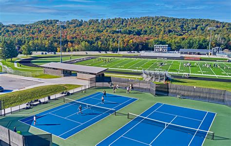 Straight Down the Line: 8 Tectonic Tennis Court Designs in Plan and ...