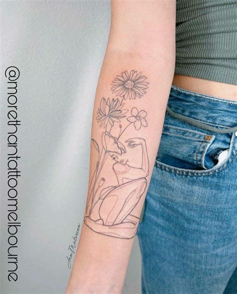 20+ Amazing Flower Head Tattoos For 2024!