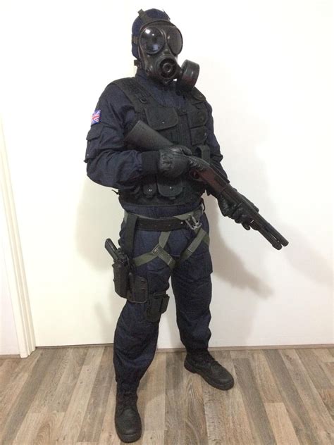 Rainbow 6 Siege : Smoke cosplay Rainbow 6 Seige, Rainbow Six Siege Art ...