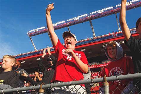 Rutgers 150th Uniform Game Day Photography :: Behance