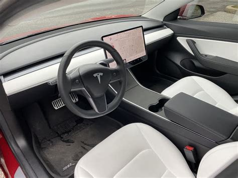 2018 Tesla Model 3 - Interior Pictures - CarGurus