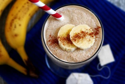 Refreshing Chai Tea Smoothie Recipe | Paleo Newbie