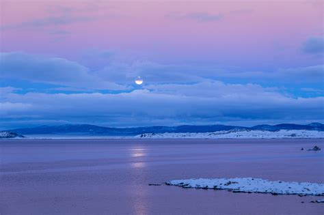 Full Winter Moonrise Mono Lake - Vern Clevenger Photography