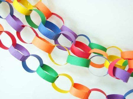 rainbow paper chains -- we love making these at our house | Kid Spaces | Pinterest | Paper ...