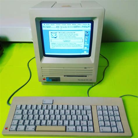 Apple Macintosh SE - Антимузей компьютеров и игр