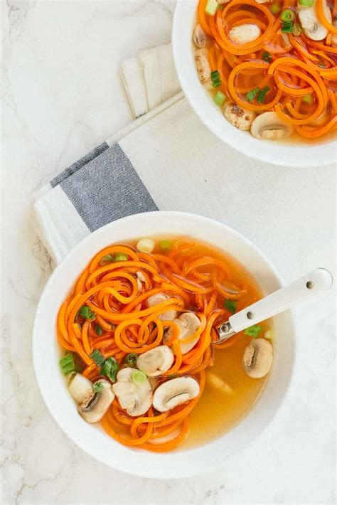 10 Clear Soup Recipes That Are Healthy And Nourishing - Gourmandelle