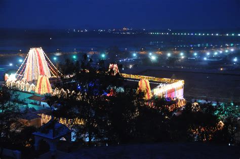 File:Bhadrachalam Temple at night.jpg - Wikipedia