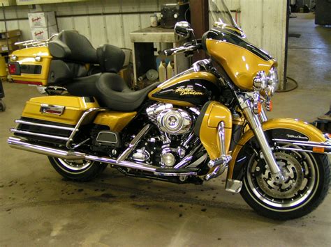 2008 Harley-Davidson® FLHTCU/I Ultra Classic® Electra Glide® (HD Custom ...