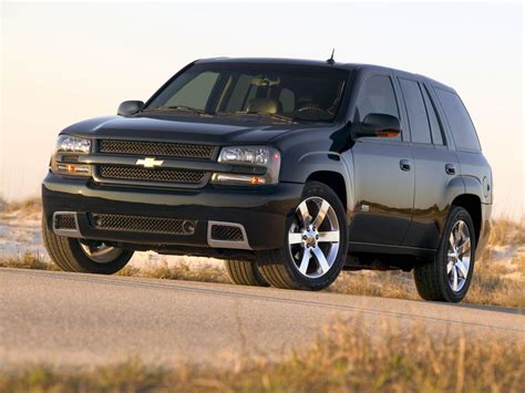 CHEVROLET TrailBlazer SS Specs & Photos - 2005, 2006, 2007, 2008 ...