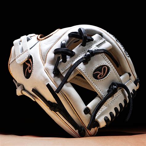 Custom Gloves for Baseball and Softball | Rawlings