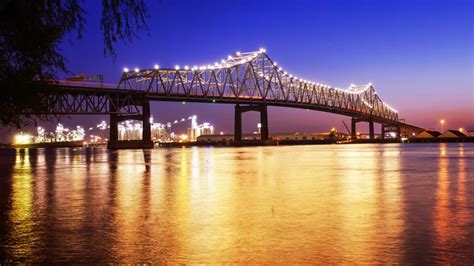 Protesters seek court permission to march on I-10 bridge in Baton Rouge ...